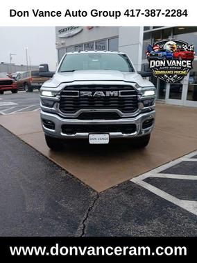 Bright White Clearcoat 2026 RAM 3500 Tradesman Crew Cab 4x4 6'4' Box