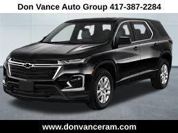Mosaic Black Metallic 2022 Chevrolet Traverse LS