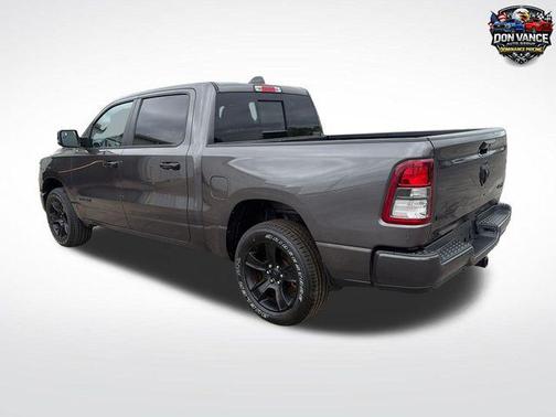 Granite Crystal Metallic Clearcoat 2023 RAM 1500 Big Horn/Lone Star