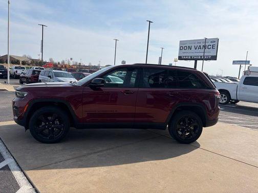 2025 Jeep Grand Cherokee Altitude