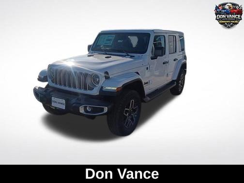 2026 Jeep Wrangler 4-Door Sahara 4x4
