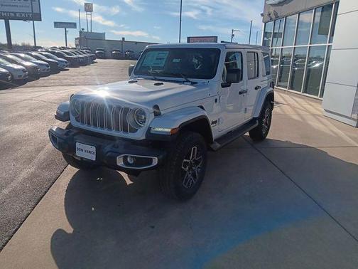 2026 Jeep Wrangler 4-Door Sahara 4x4