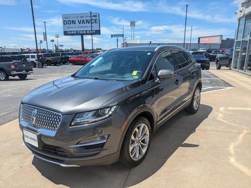 2019 Lincoln MKC Select