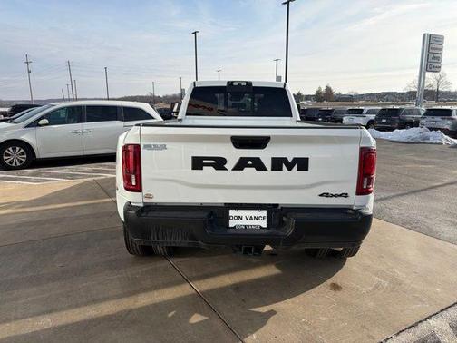 2026 RAM 3500 Tradesman Crew Cab 4x4 8' Box