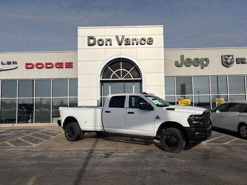 2026 RAM 3500 Tradesman Crew Cab 4x4 8' Box