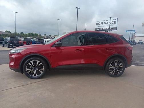 2022 Ford Escape SE