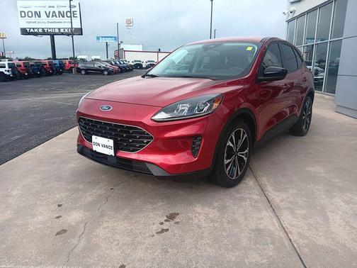 2022 Ford Escape SE