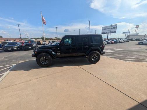 2020 Jeep Wrangler Unlimited Sahara