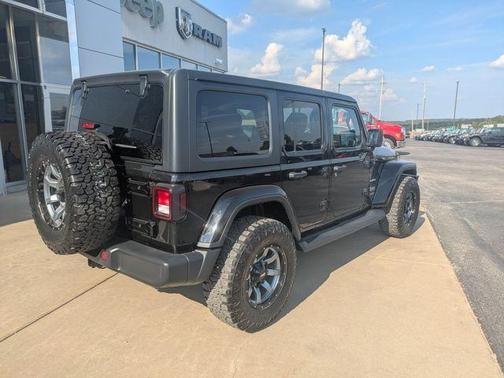 2020 Jeep Wrangler Unlimited Sahara