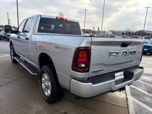 2026 RAM 2500 Big Horn Crew Cab 4x4 6'4' Box
