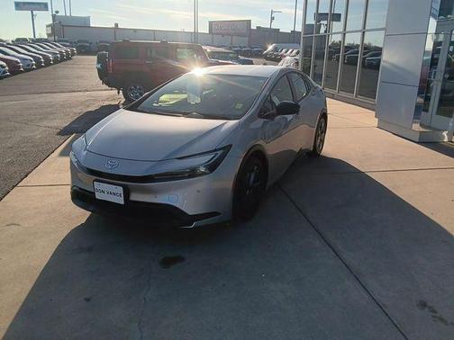 2025 Toyota Prius LE