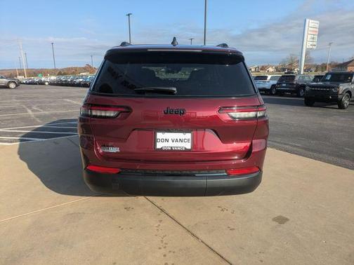 2025 Jeep Grand Cherokee L Altitude