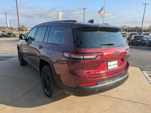 2025 Jeep Grand Cherokee L Altitude