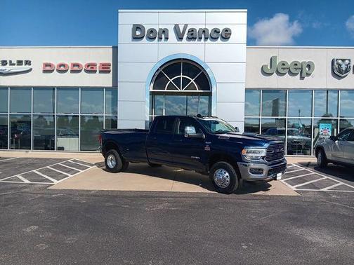 2024 RAM 3500 Laramie Crew Cab 4x4 8' Box