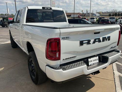 2026 RAM 2500 Laramie Crew Cab 4x4 6'4' Box