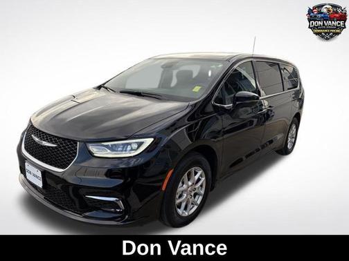 2025 Chrysler Pacifica L