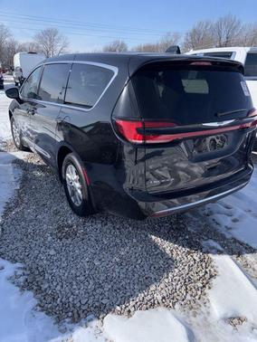 2025 Chrysler Pacifica L