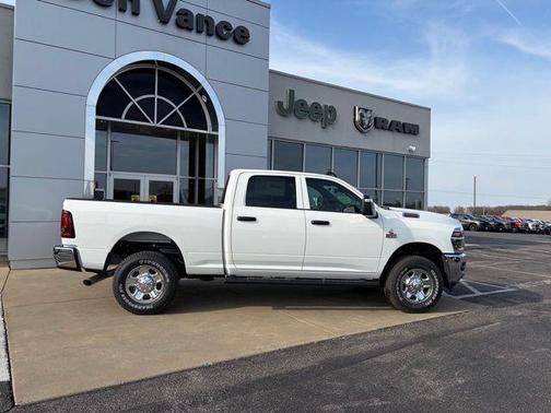 2026 RAM 2500 Tradesman Crew Cab 4x4 6'4' Box