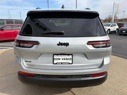 2025 Jeep Grand Cherokee L Altitude