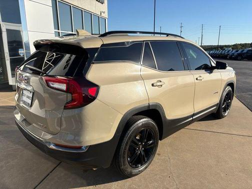 2022 GMC Terrain AWD AT4