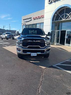 2026 RAM 3500 Tradesman Crew Cab 4x4 6'4' Box