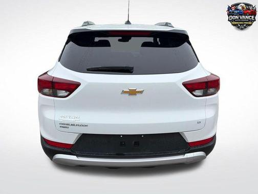 Summit White 2025 Chevrolet Trailblazer LT