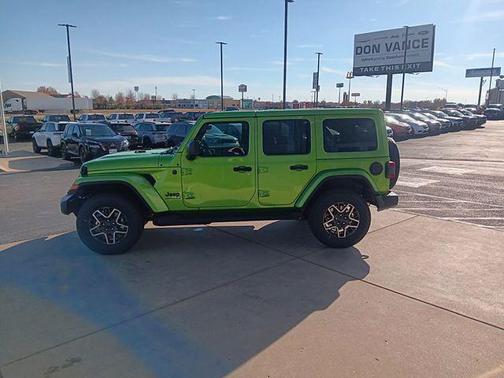 2026 Jeep Wrangler 4-Door Sahara 4x4