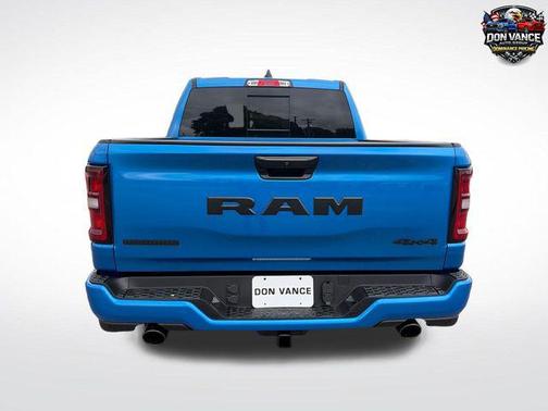 Hydro Blue Pearlcoat 2026 RAM 1500 Big Horn/Lone Star