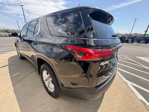 2022 Chevrolet Traverse LS