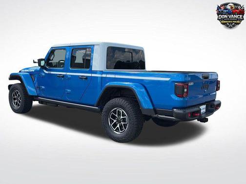 Hydro Blue Pearlcoat 2026 Jeep Gladiator Rubicon