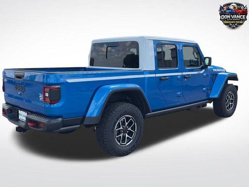 Hydro Blue Pearlcoat 2026 Jeep Gladiator Rubicon