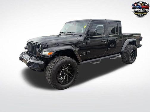 Black Clearcoat 2021 Jeep Gladiator High Altitude 4x4