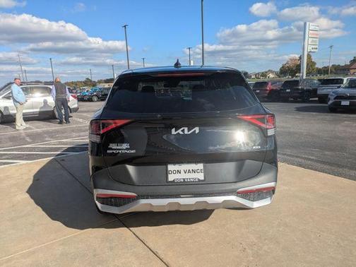 2024 Kia Sportage LX