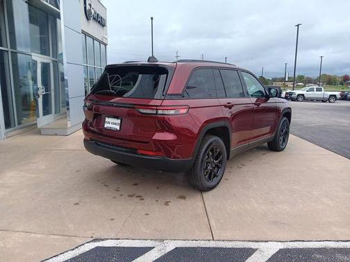 2025 Jeep Grand Cherokee Altitude