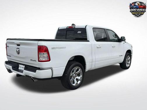 Bright White Clearcoat 2022 RAM 1500 Big Horn/Lone Star