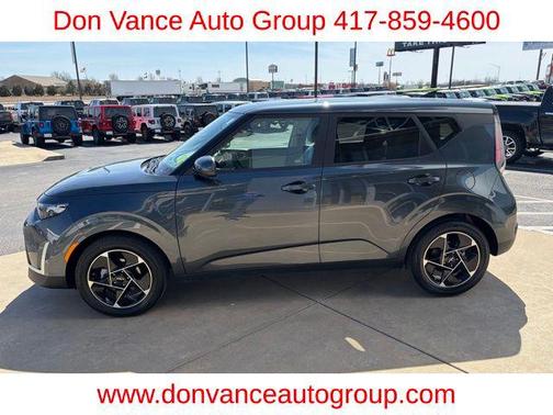 Gravity Gray 2025 Kia Soul EX