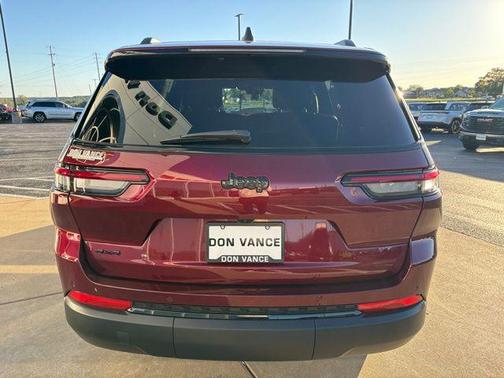 2025 Jeep Grand Cherokee L Altitude