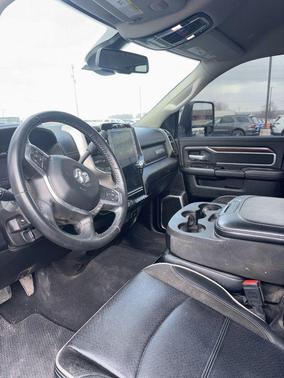 2024 RAM 2500 Laramie Crew Cab 4x4 6'4' Box