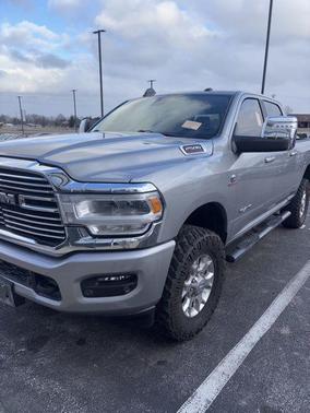2024 RAM 2500 Laramie Crew Cab 4x4 6'4' Box