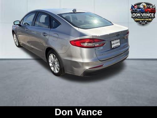 2020 Ford Fusion Hybrid SE