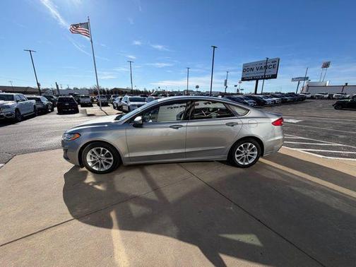 2020 Ford Fusion Hybrid SE