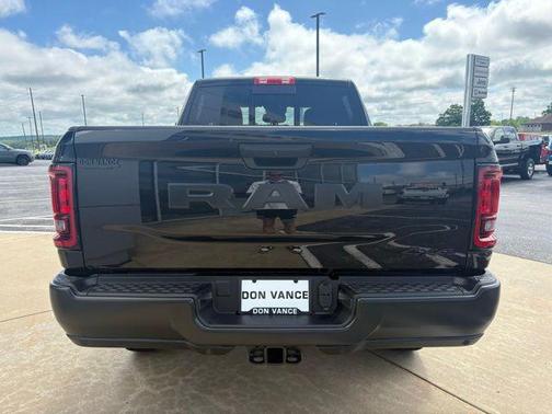 2025 RAM 2500 Tradesman Crew Cab 4x4 6'4' Box