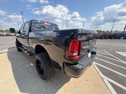 2025 RAM 2500 Tradesman Crew Cab 4x4 6'4' Box