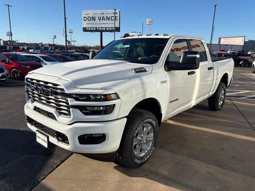 2026 RAM 2500 Big Horn Crew Cab 4x4 6'4' Box
