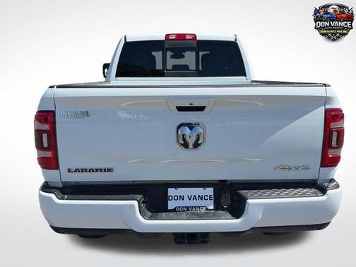 Bright White Clearcoat 2024 RAM 2500 Laramie Crew Cab 4x4 6'4' Box
