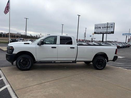 2026 RAM 3500 Tradesman Crew Cab 4x4 8' Box