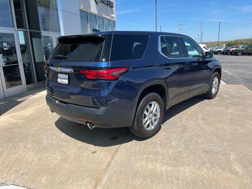 2022 Chevrolet Traverse LS