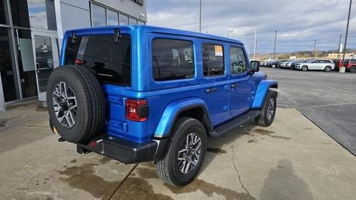 2024 Jeep Wrangler 4-Door Sahara 4x4