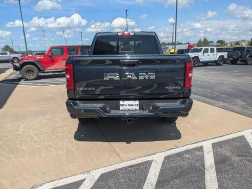 2025 RAM 1500 Big Horn/Lone Star