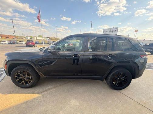 2024 Jeep Grand Cherokee Altitude